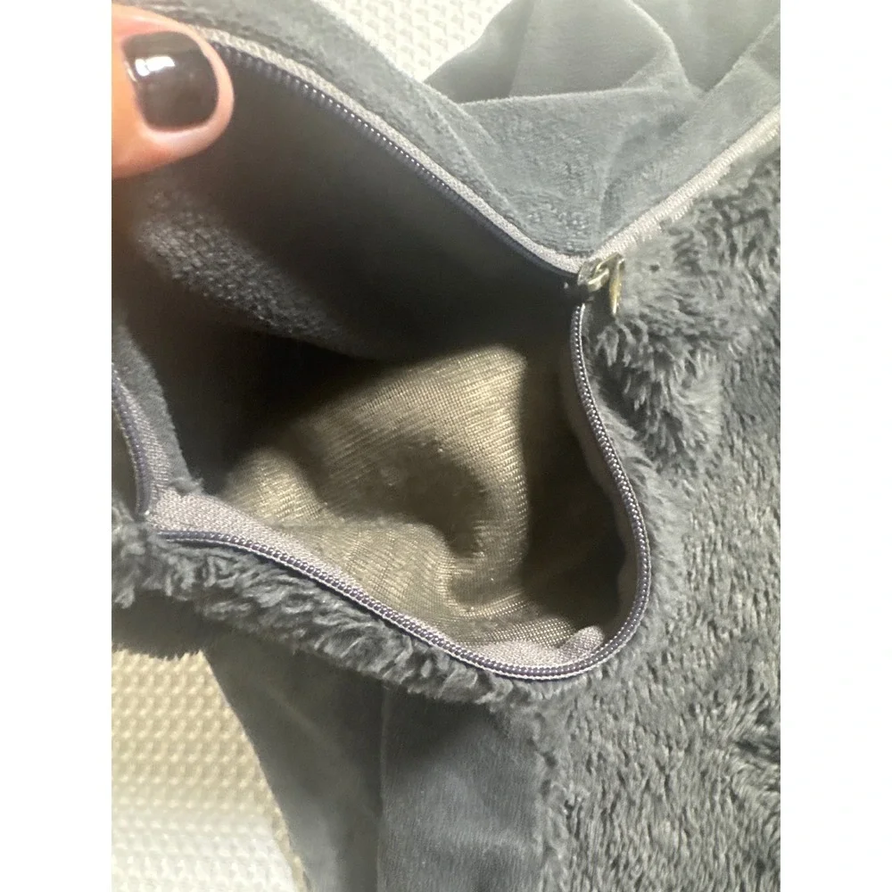 UGG Scarf Unisex Charcoal Grey Faux Fur Plush Zipper Pocket EUC